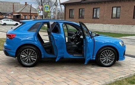 Audi Q3, 2019 год, 2 820 000 рублей, 6 фотография