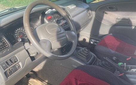 Chevrolet Tracker II, 2000 год, 410 000 рублей, 4 фотография