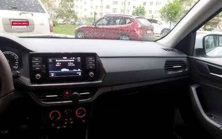 Volkswagen Polo VI (EU Market), 2021 год, 1 520 000 рублей, 7 фотография