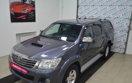 Toyota Hilux VII, 2012 год, 1 899 000 рублей, 2 фотография