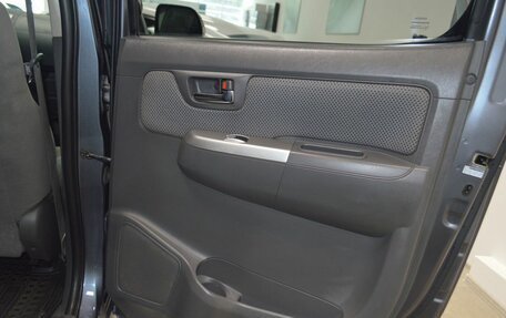 Toyota Hilux VII, 2012 год, 1 899 000 рублей, 28 фотография