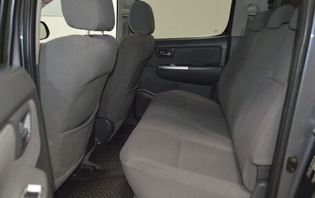 Toyota Hilux VII, 2012 год, 1 899 000 рублей, 26 фотография