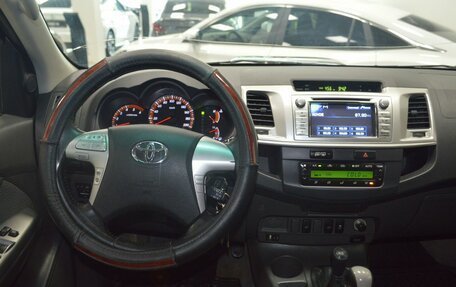 Toyota Hilux VII, 2012 год, 1 899 000 рублей, 30 фотография