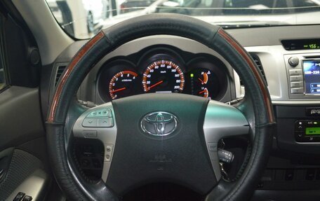 Toyota Hilux VII, 2012 год, 1 899 000 рублей, 32 фотография