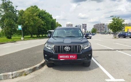 Toyota Land Cruiser Prado 150 рестайлинг 2, 2021 год, 6 680 000 рублей, 2 фотография