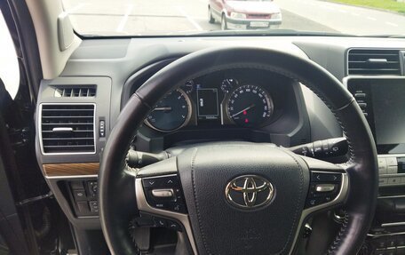 Toyota Land Cruiser Prado 150 рестайлинг 2, 2021 год, 6 680 000 рублей, 11 фотография