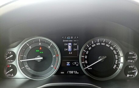 Toyota Land Cruiser 200, 2016 год, 5 999 000 рублей, 13 фотография