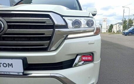 Toyota Land Cruiser 200, 2016 год, 5 999 000 рублей, 9 фотография