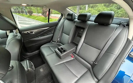 Infiniti Q50 I рестайлинг, 2021 год, 2 000 000 рублей, 25 фотография