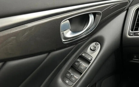 Infiniti Q50 I рестайлинг, 2021 год, 2 000 000 рублей, 34 фотография