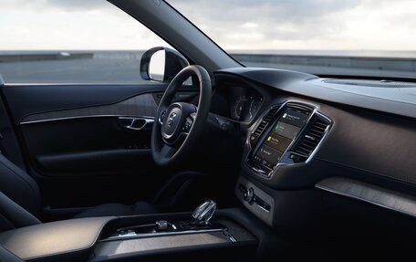 Volvo XC90 II рестайлинг, 2024 год, 8 800 000 рублей, 9 фотография