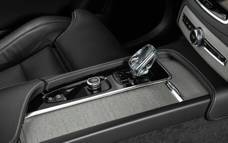 Volvo XC90 II рестайлинг, 2024 год, 8 800 000 рублей, 24 фотография