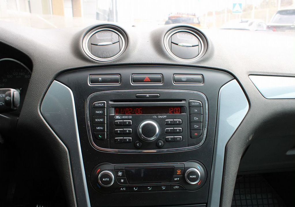 Ford Mondeo IV рестайлинг, 2011 год, 470 000 рублей, 11 фотография