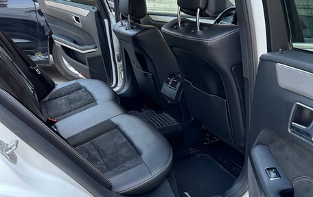 Mercedes-Benz E-Класс, 2015 год, 2 520 000 рублей, 15 фотография