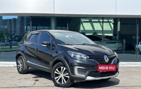 Renault Kaptur I рестайлинг, 2018 год, 1 040 000 рублей, 3 фотография