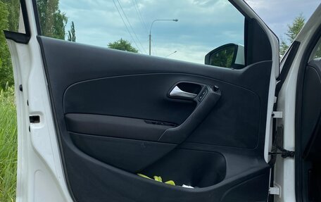 Volkswagen Polo VI (EU Market), 2013 год, 730 000 рублей, 10 фотография