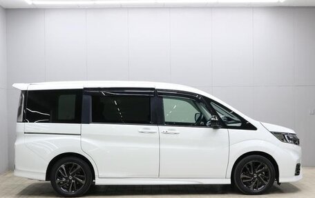 Honda Stepwgn IV, 2021 год, 2 000 855 рублей, 4 фотография