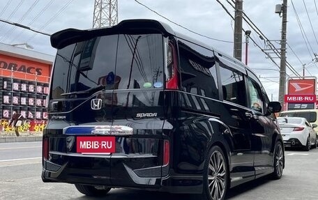 Honda Stepwgn IV, 2017 год, 1 600 855 рублей, 4 фотография
