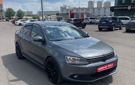Volkswagen Jetta VI, 2013 год, 950 000 рублей, 1 фотография