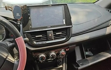 Toyota Vios III, 2021 год, 1 200 000 рублей, 10 фотография