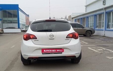 Opel Astra J, 2013 год, 1 230 000 рублей, 2 фотография