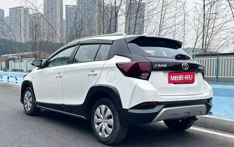 Toyota Yaris XP150 рестайлинг, 2021 год, 1 200 000 рублей, 10 фотография