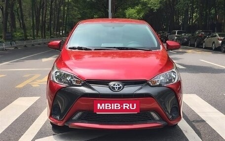 Toyota Yaris III рестайлинг, 2020 год, 1 200 000 рублей, 2 фотография