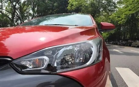 Toyota Yaris III рестайлинг, 2020 год, 1 200 000 рублей, 15 фотография