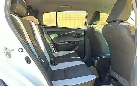 Toyota Yaris XP150 рестайлинг, 2020 год, 1 210 000 рублей, 25 фотография