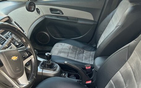 Chevrolet Cruze II, 2012 год, 770 000 рублей, 4 фотография