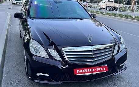 Mercedes-Benz E-Класс, 2010 год, 1 800 000 рублей, 2 фотография