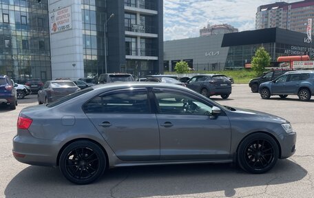 Volkswagen Jetta VI, 2013 год, 950 000 рублей, 8 фотография