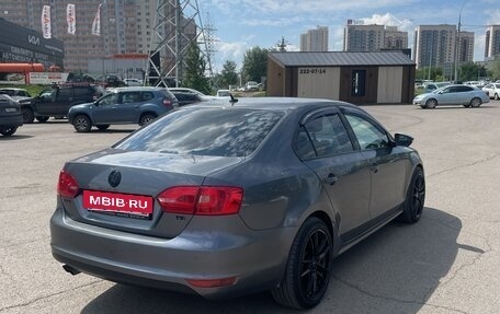 Volkswagen Jetta VI, 2013 год, 950 000 рублей, 7 фотография