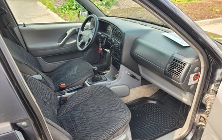 Volkswagen Passat B4, 1996 год, 300 000 рублей, 12 фотография