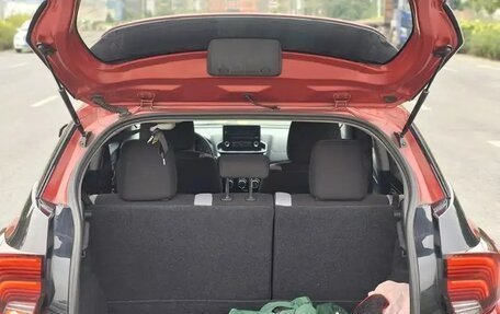 Toyota Yaris XP150 рестайлинг, 2021 год, 1 220 000 рублей, 13 фотография