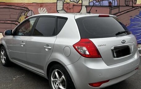 KIA cee'd I рестайлинг, 2012 год, 900 000 рублей, 2 фотография