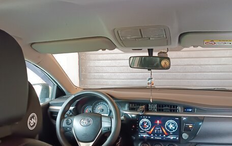 Toyota Corolla, 2013 год, 1 350 000 рублей, 6 фотография