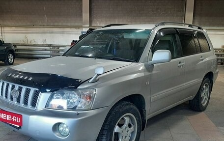 Toyota Kluger I, 2001 год, 900 000 рублей, 6 фотография