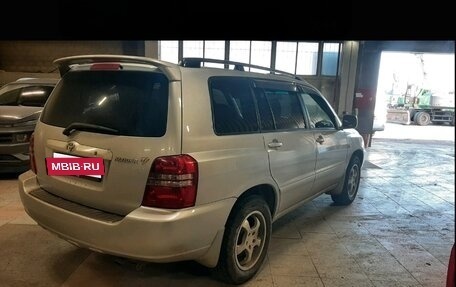 Toyota Kluger I, 2001 год, 900 000 рублей, 4 фотография