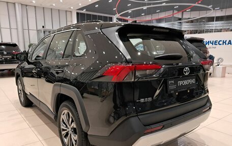 Toyota RAV4, 2024 год, 3 950 000 рублей, 8 фотография