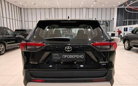 Toyota RAV4, 2024 год, 3 950 000 рублей, 7 фотография