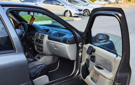 Renault Symbol I, 2004 год, 250 000 рублей, 9 фотография