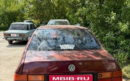 Volkswagen Vento, 1993 год, 110 000 рублей, 3 фотография