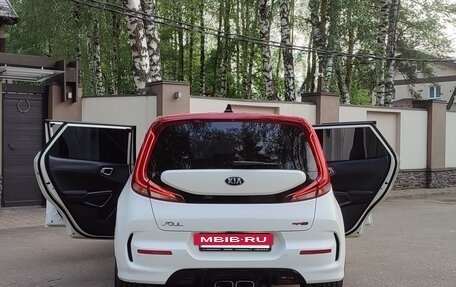KIA Soul III, 2019 год, 2 100 000 рублей, 29 фотография