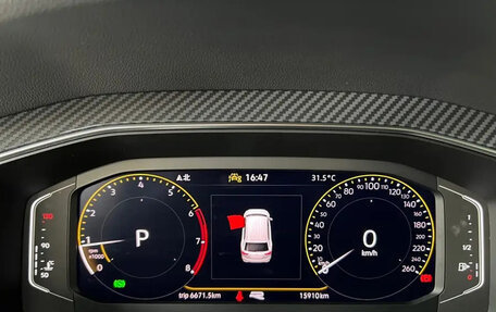 Volkswagen Tiguan II, 2022 год, 2 570 999 рублей, 13 фотография