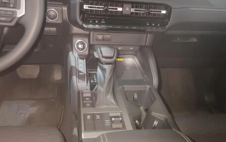 Toyota Land Cruiser Prado, 2024 год, 7 900 999 рублей, 11 фотография