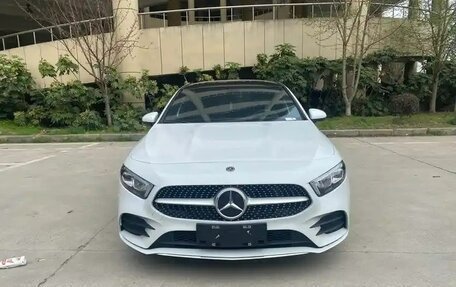 Mercedes-Benz A-Класс, 2020 год, 1 720 000 рублей, 2 фотография