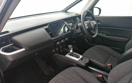 Honda Fit, 2020 год, 1 530 000 рублей, 13 фотография