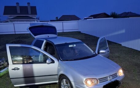 Volkswagen Golf IV, 2001 год, 350 000 рублей, 1 фотография
