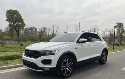 Volkswagen T-Roc I, 2022 год, 1 490 999 рублей, 1 фотография